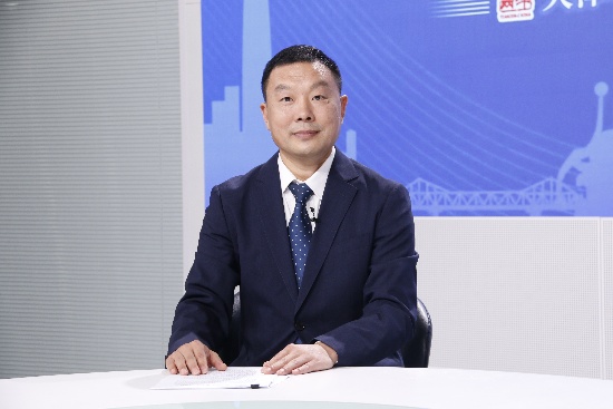 �±�����򡰷����ϺϷ��ЧӦ �������������ȶȡ���̸